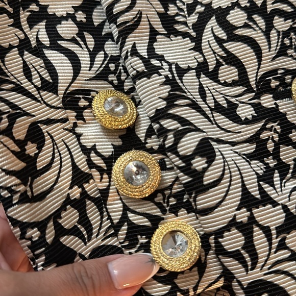 Escada by Margaretha Ley Vintage Black and Cream Floral Blazer - Picture 10 of 11